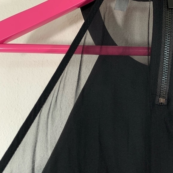 Elizabeth and James Halter Lace Tank Top Medium - Picture 5 of 6